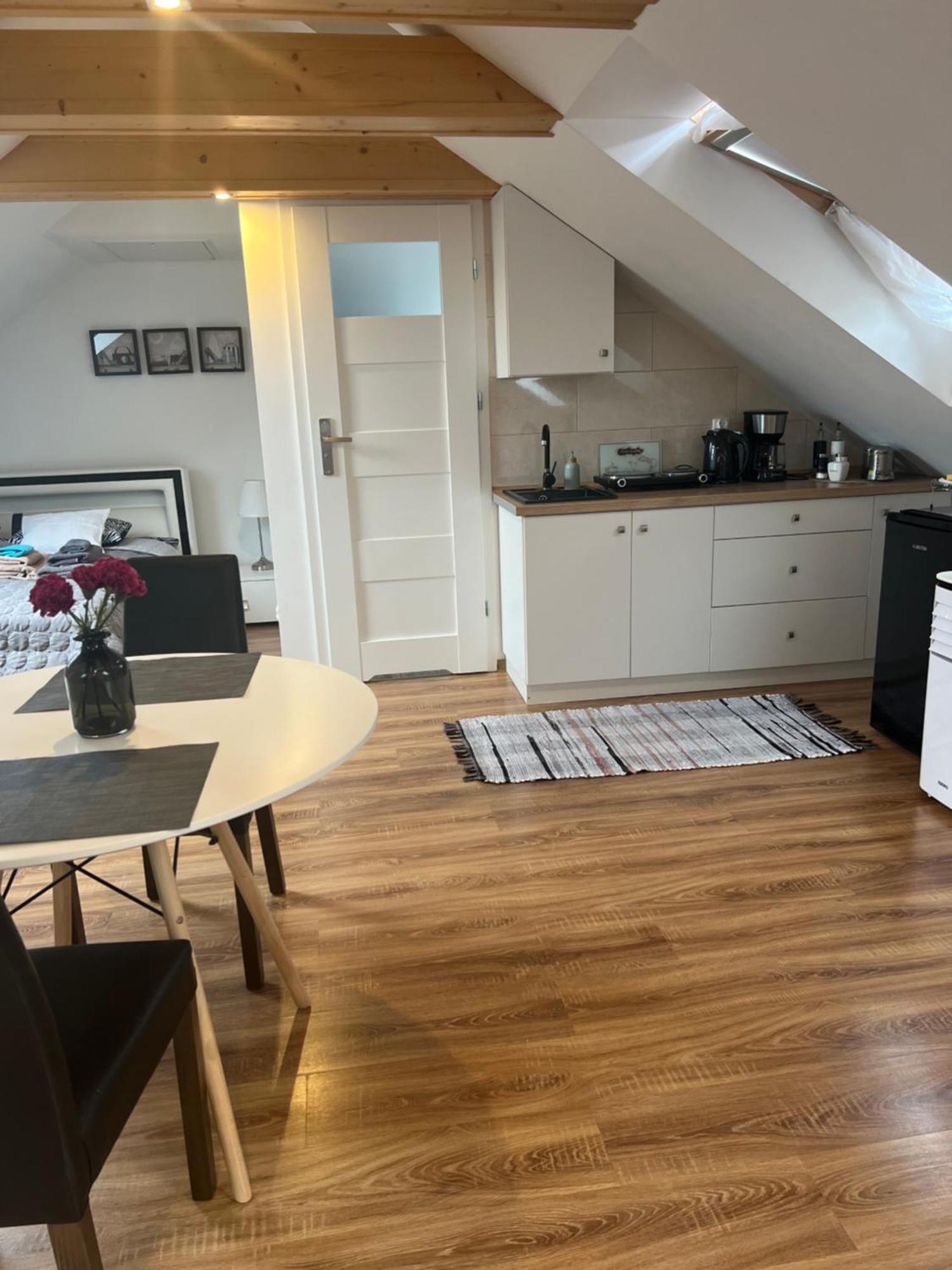 Amelie's House Apartment